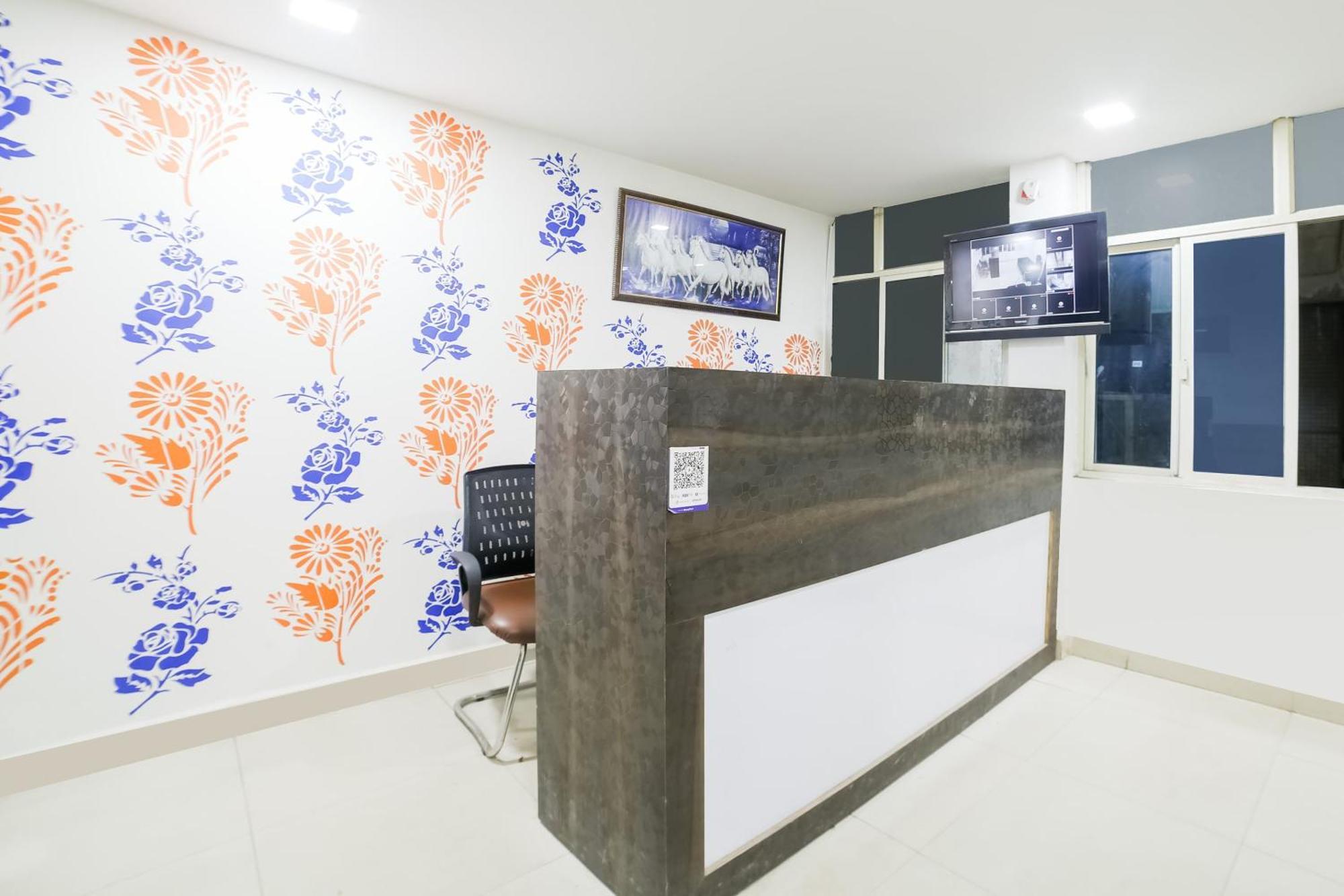My Comfortable Hotel Nowe Delhi Zewnętrze zdjęcie