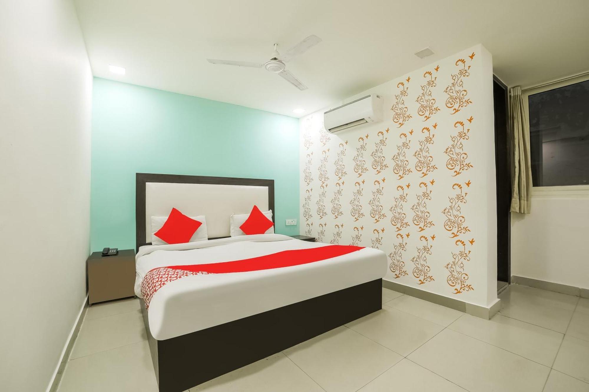 My Comfortable Hotel Nowe Delhi Zewnętrze zdjęcie